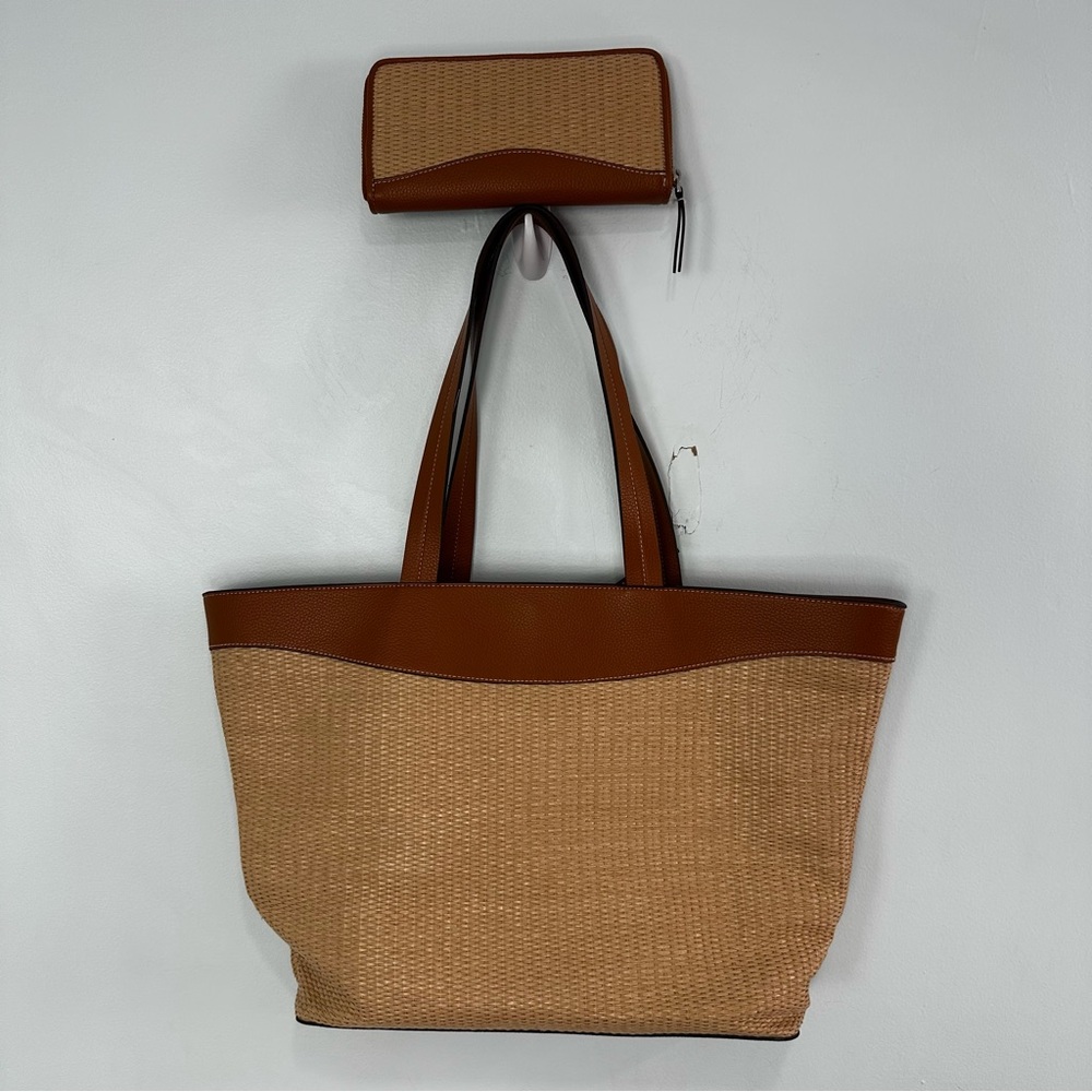 Vera Bradley East West Tote & Essential Continental Wallet Set Latte Pattern Tan